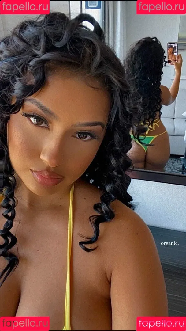 Lucero Crystal Onlyfans Photo Gallery 