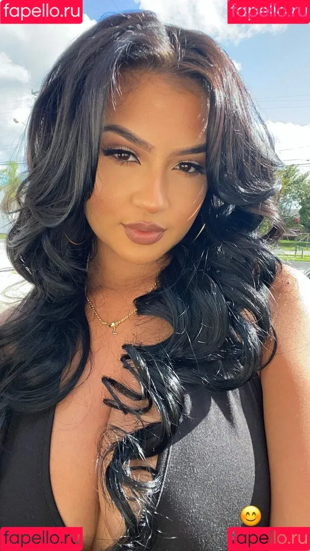 Lucero Crystal Onlyfans Photo Gallery 