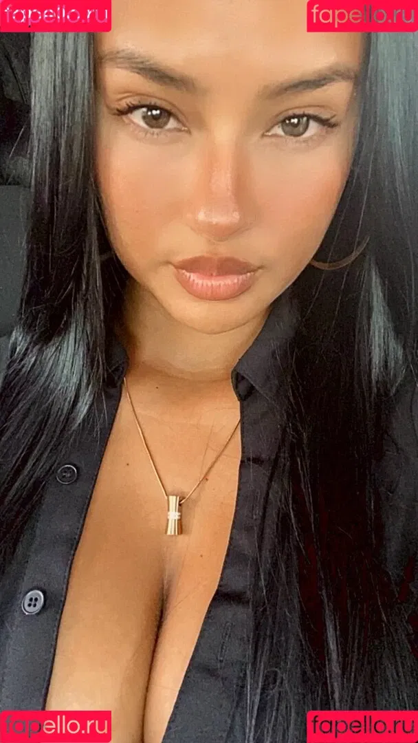 Lucero Crystal Onlyfans Photo Gallery 