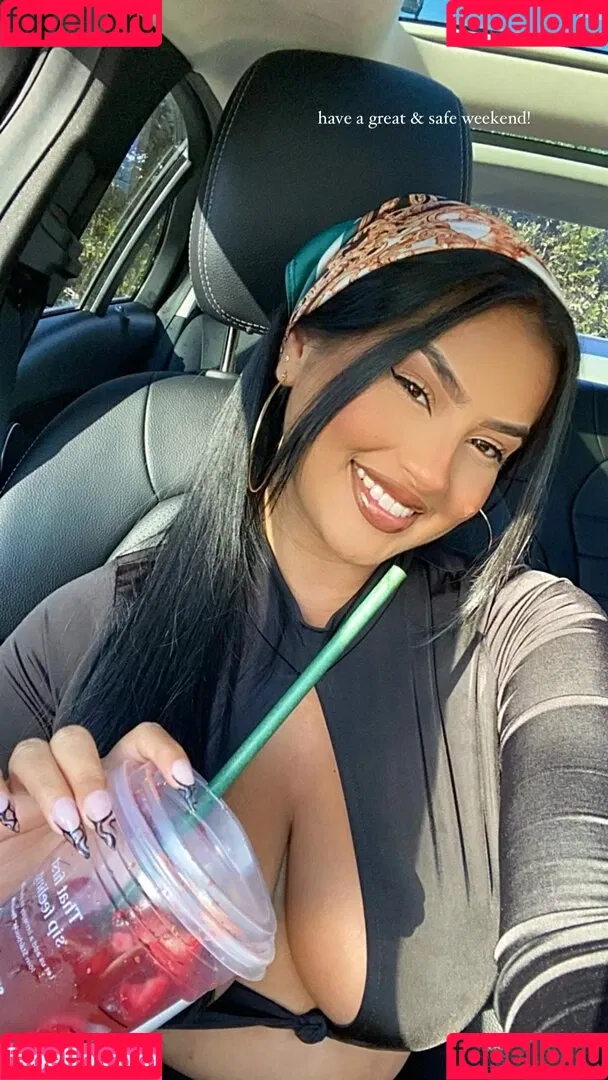 Lucero Crystal Onlyfans Photo Gallery 