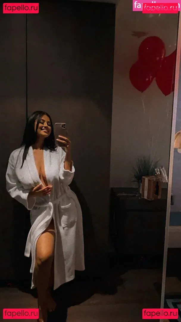 Lucero Crystal Onlyfans Photo Gallery 