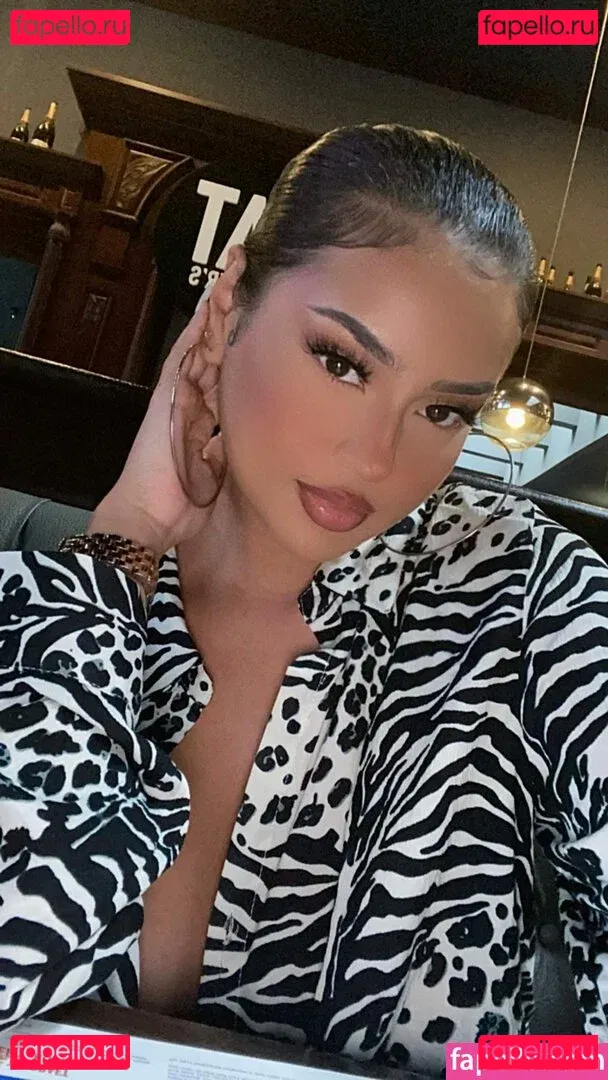 Lucero Crystal Onlyfans Photo Gallery 