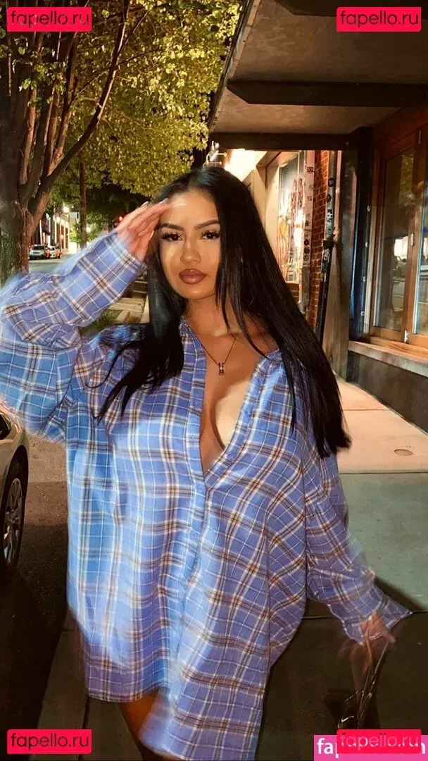 Lucero Crystal Onlyfans Photo Gallery 