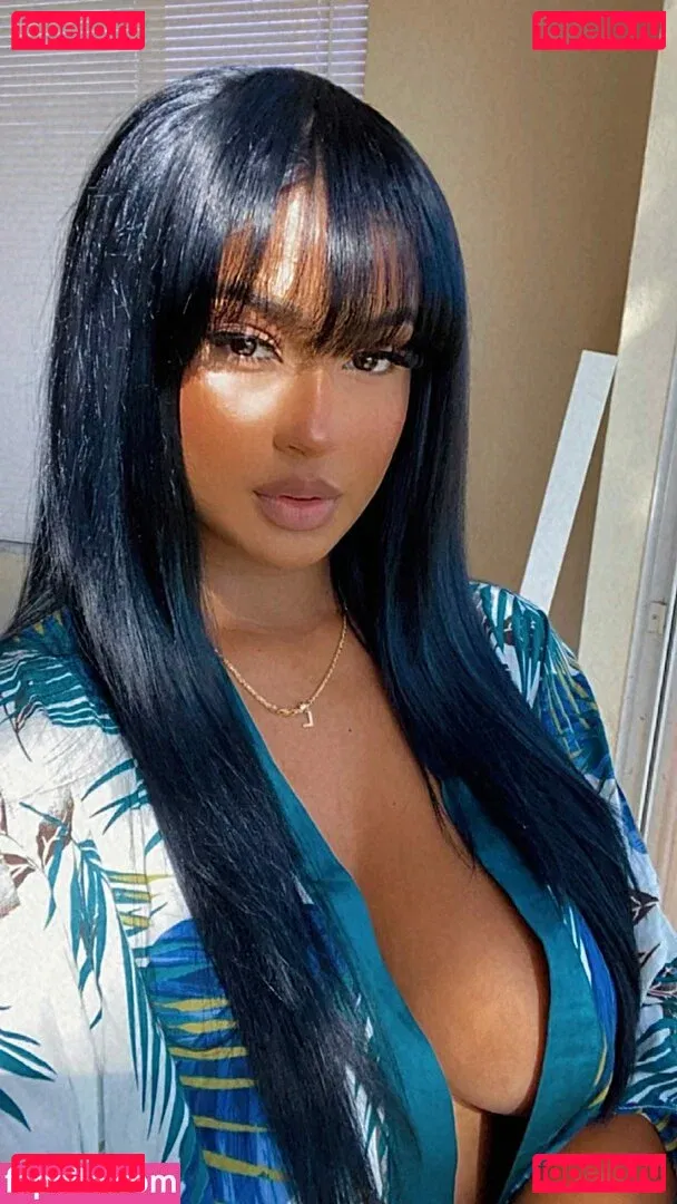 Lucero Crystal Onlyfans Photo Gallery 