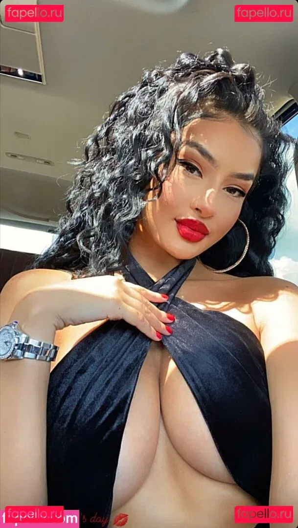 Lucero Crystal Onlyfans Photo Gallery 