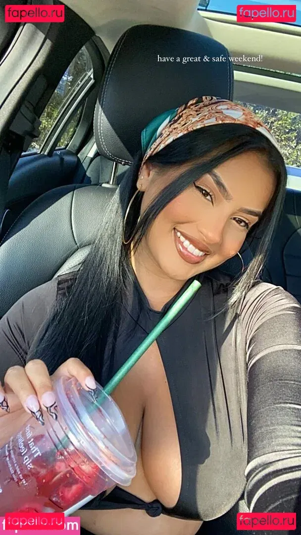 Lucero Crystal Onlyfans Photo Gallery 