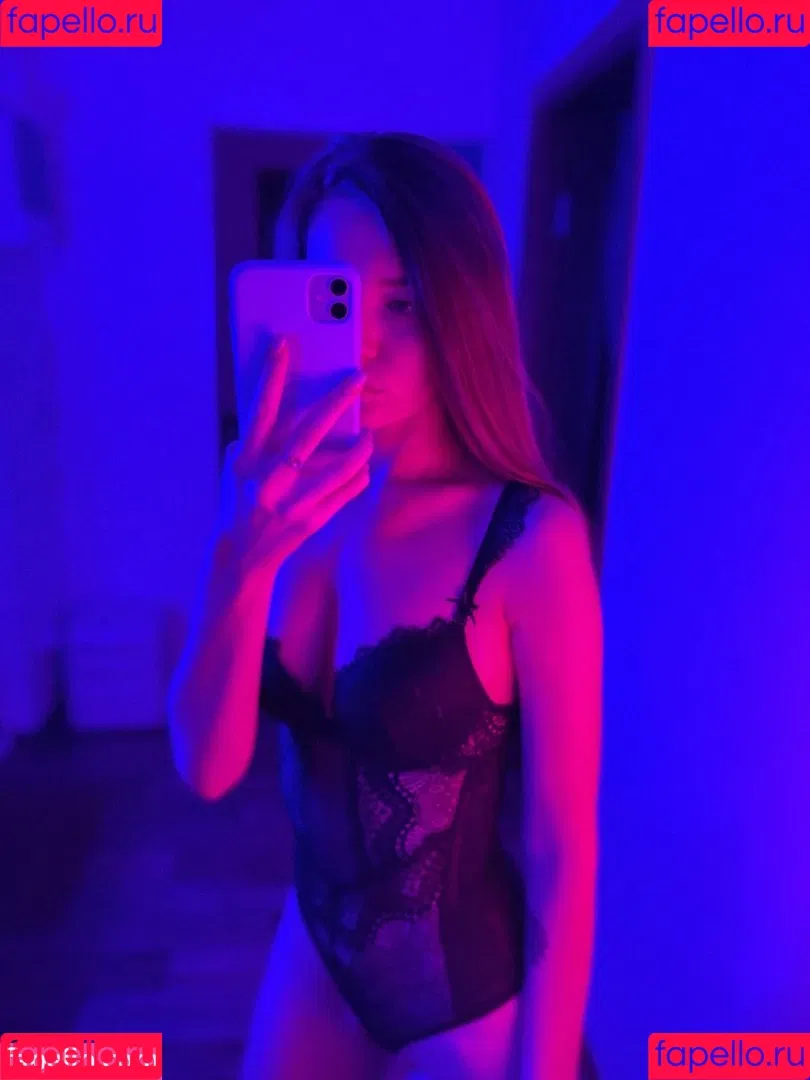 lily_mint Onlyfans Photo Gallery 