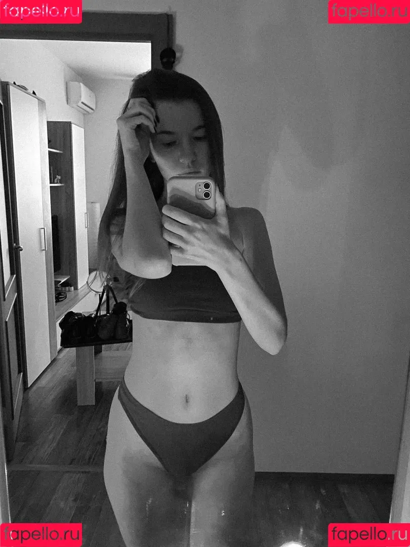 lily_mint Onlyfans Photo Gallery 