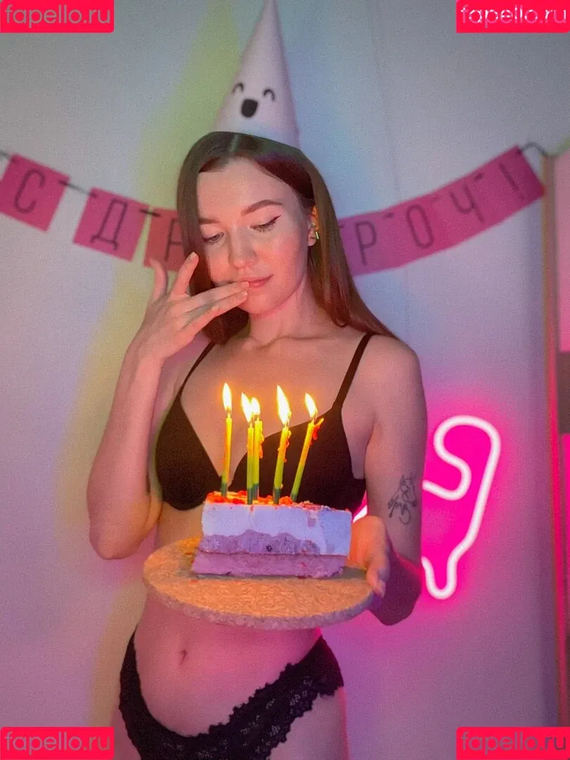 lily_mint Onlyfans Photo Gallery 