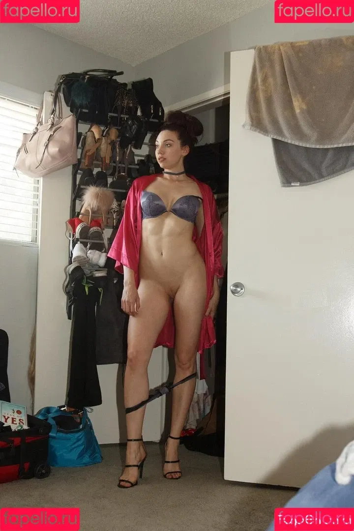 Stephani Miller Onlyfans Photo Gallery 
