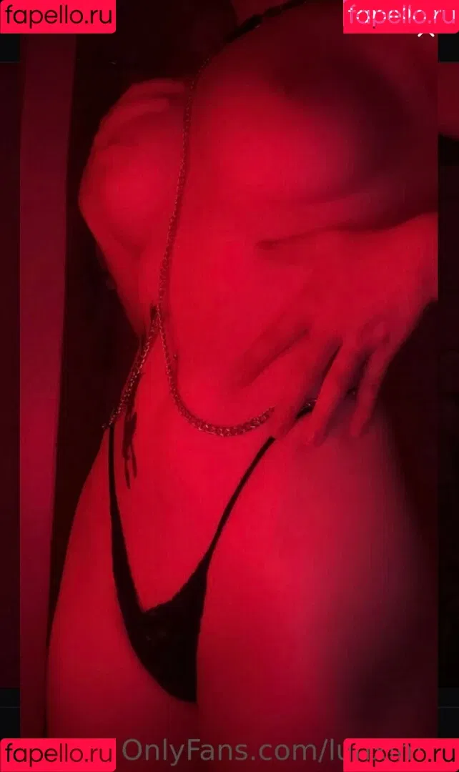 Lunximi Onlyfans Photo Gallery 