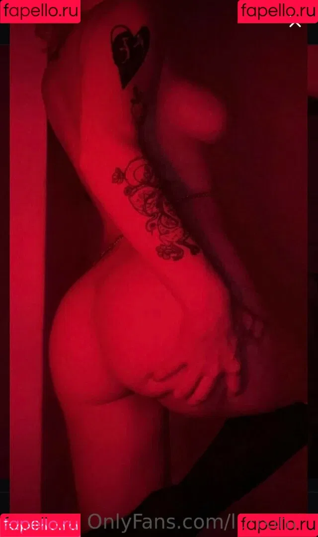 Lunximi Onlyfans Photo Gallery 