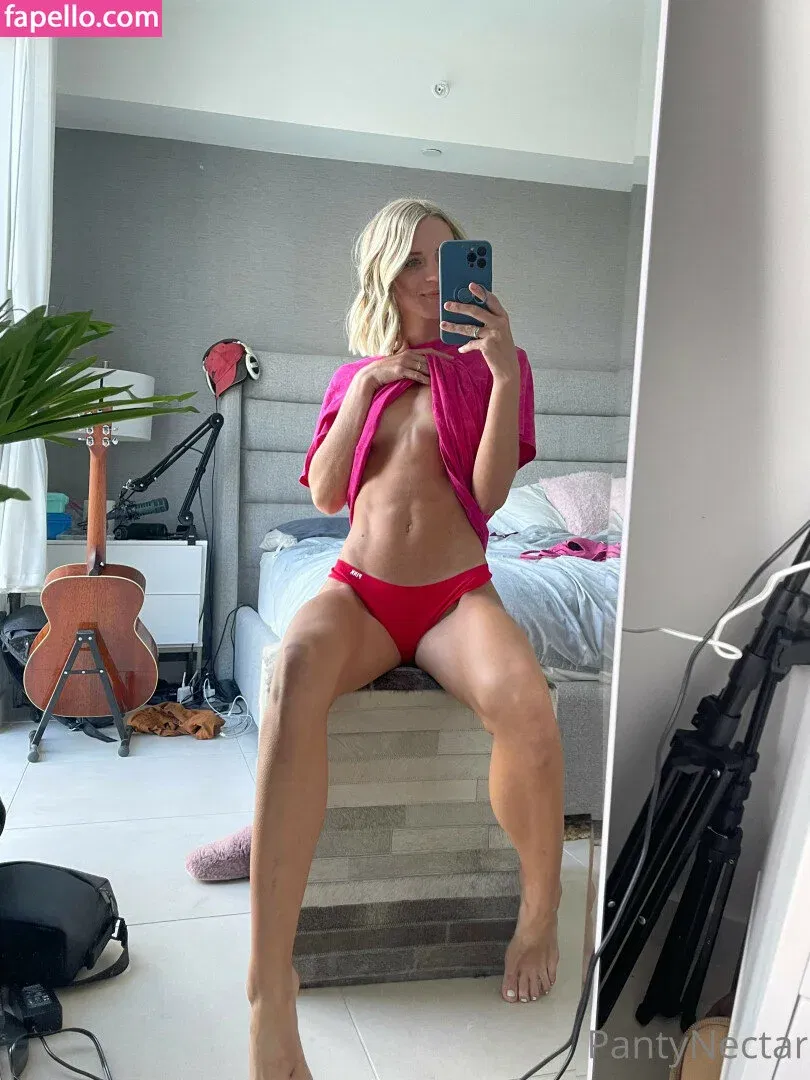 PantyNectar Onlyfans Photo Gallery 