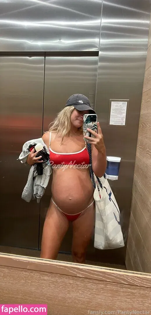 PantyNectar Onlyfans Photo Gallery 
