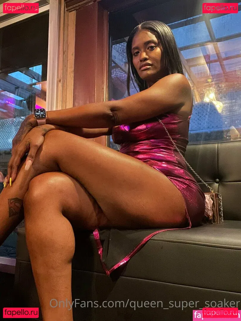 queen_super_soaker Onlyfans Photo Gallery 