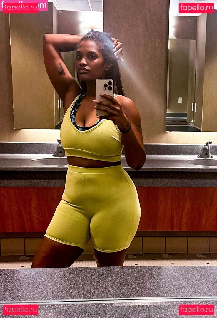 queen_super_soaker Onlyfans Photo Gallery 