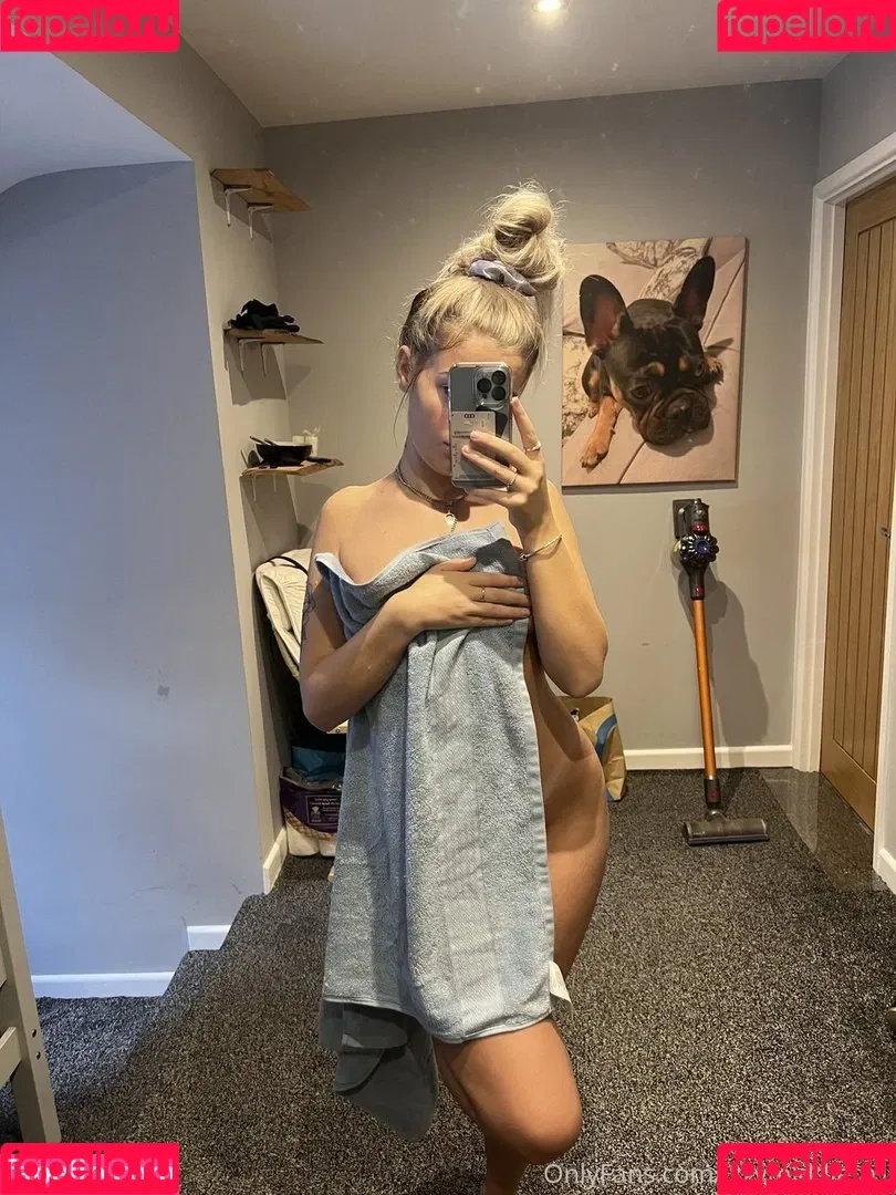Izzymiddltn Onlyfans Photo Gallery 