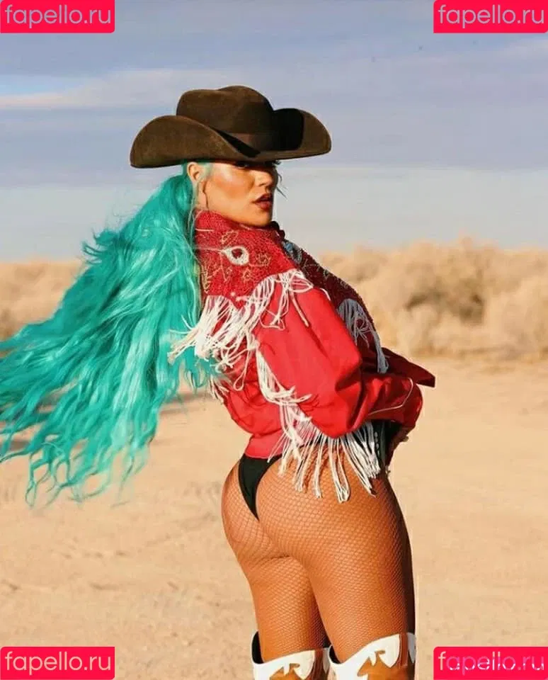 Karol G Onlyfans Photo Gallery 