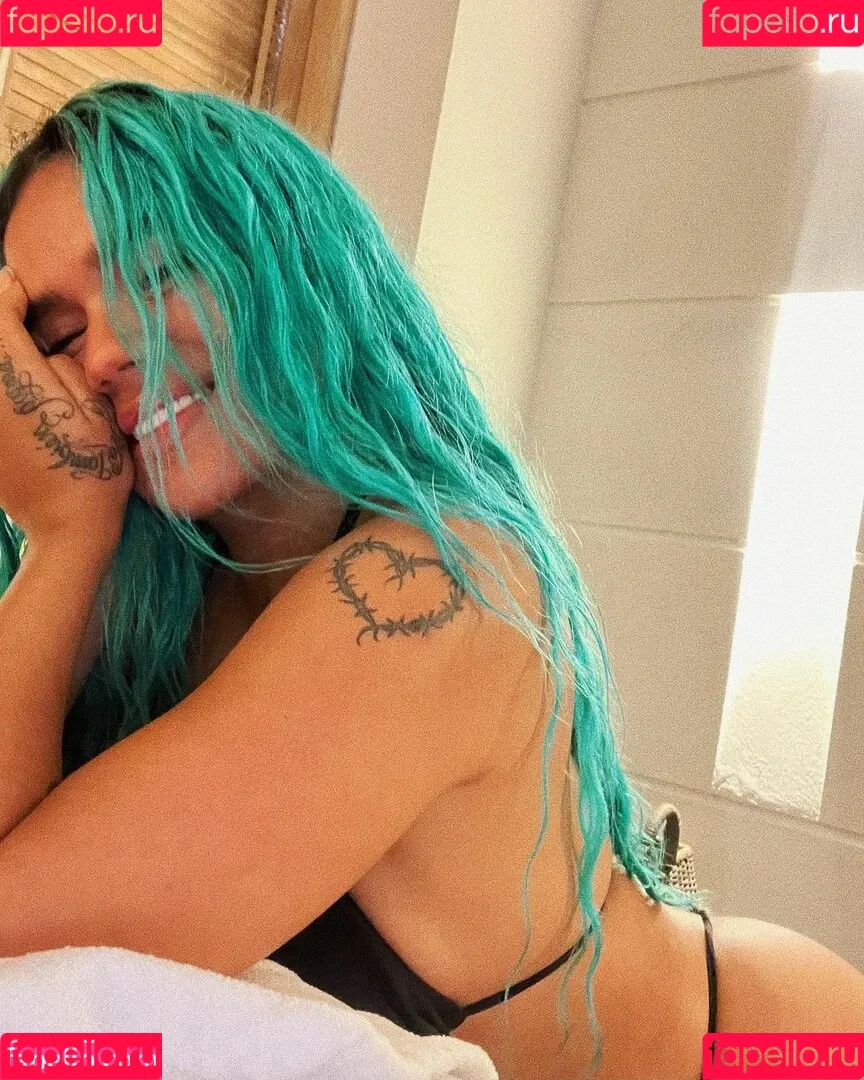 Karol G Onlyfans Photo Gallery 