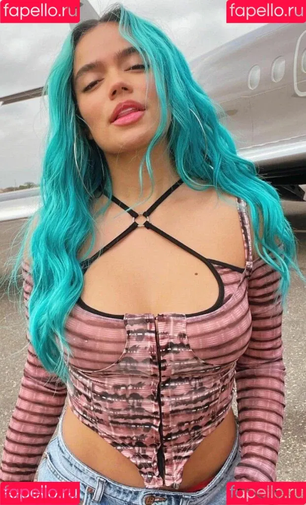 Karol G Onlyfans Photo Gallery 