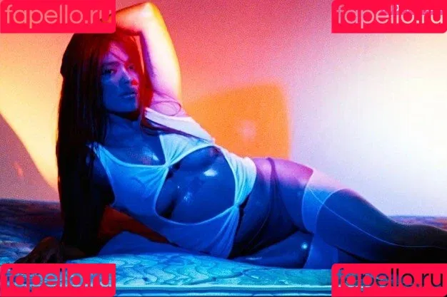 Karol G Onlyfans Photo Gallery 