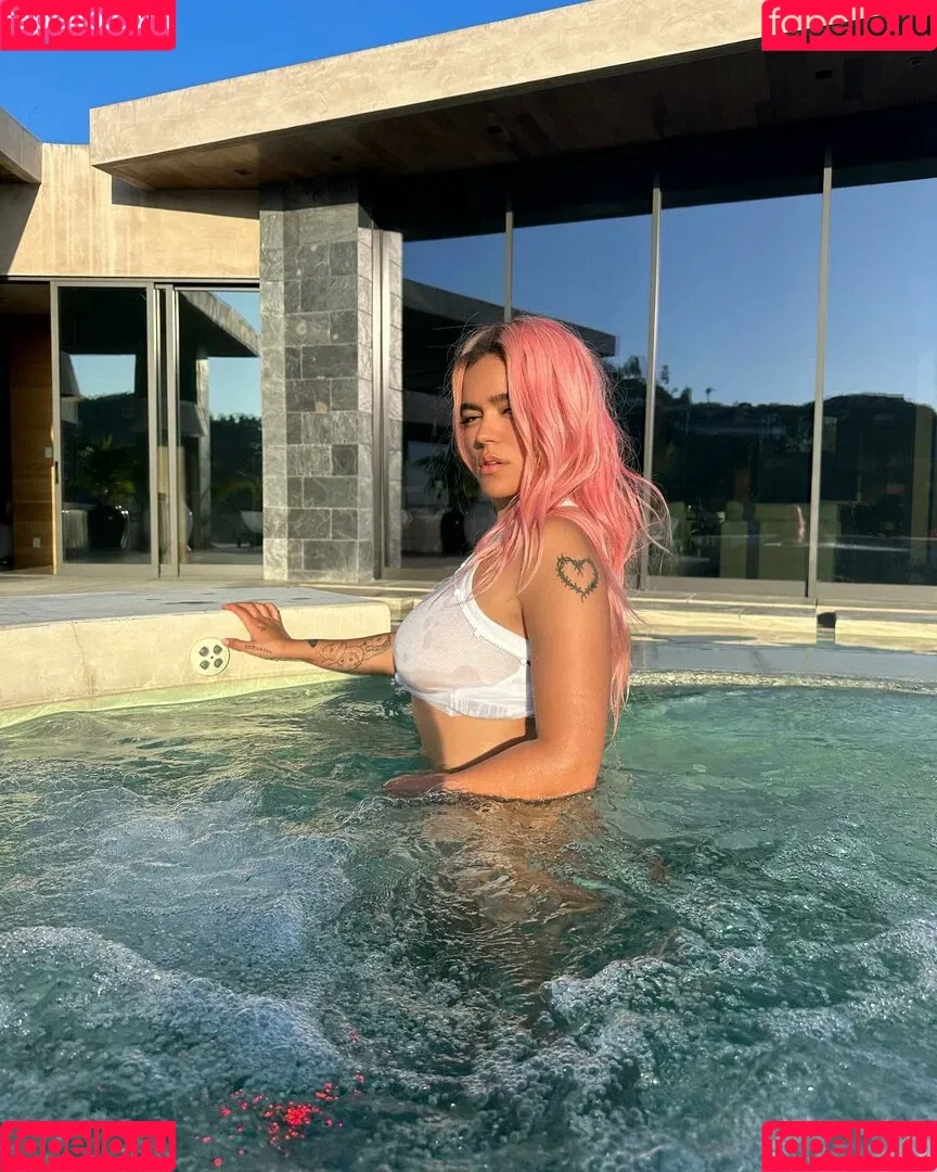 Karol G Onlyfans Photo Gallery 