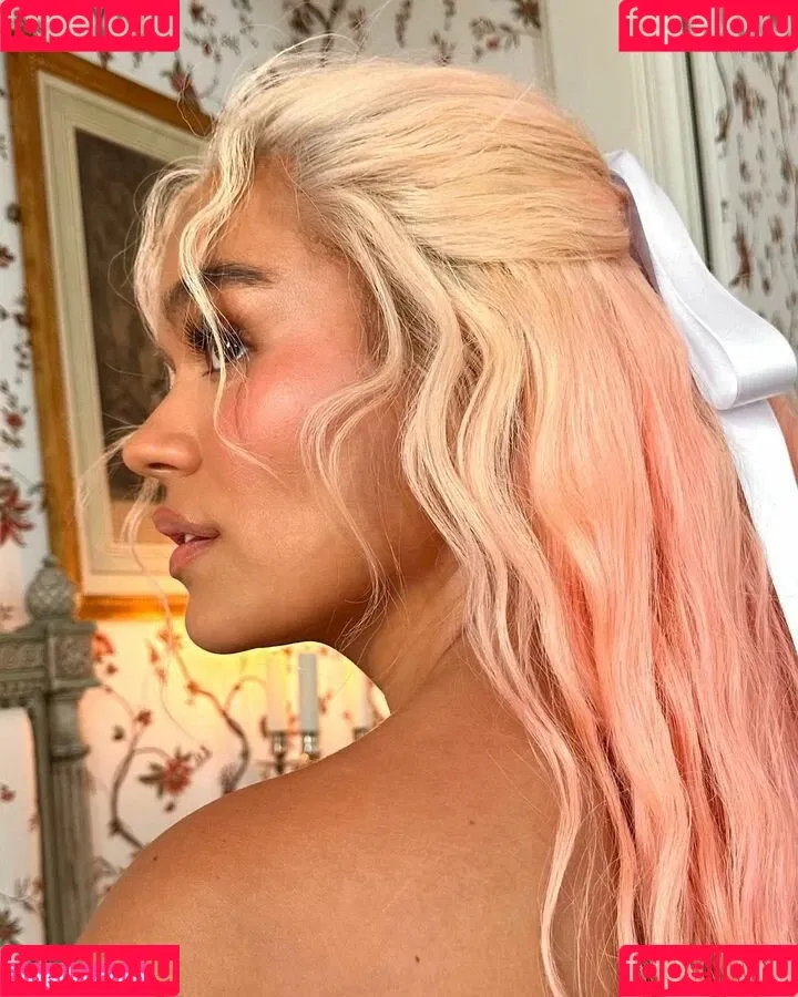 Karol G Onlyfans Photo Gallery 