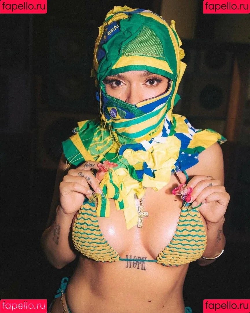 Karol G Onlyfans Photo Gallery 