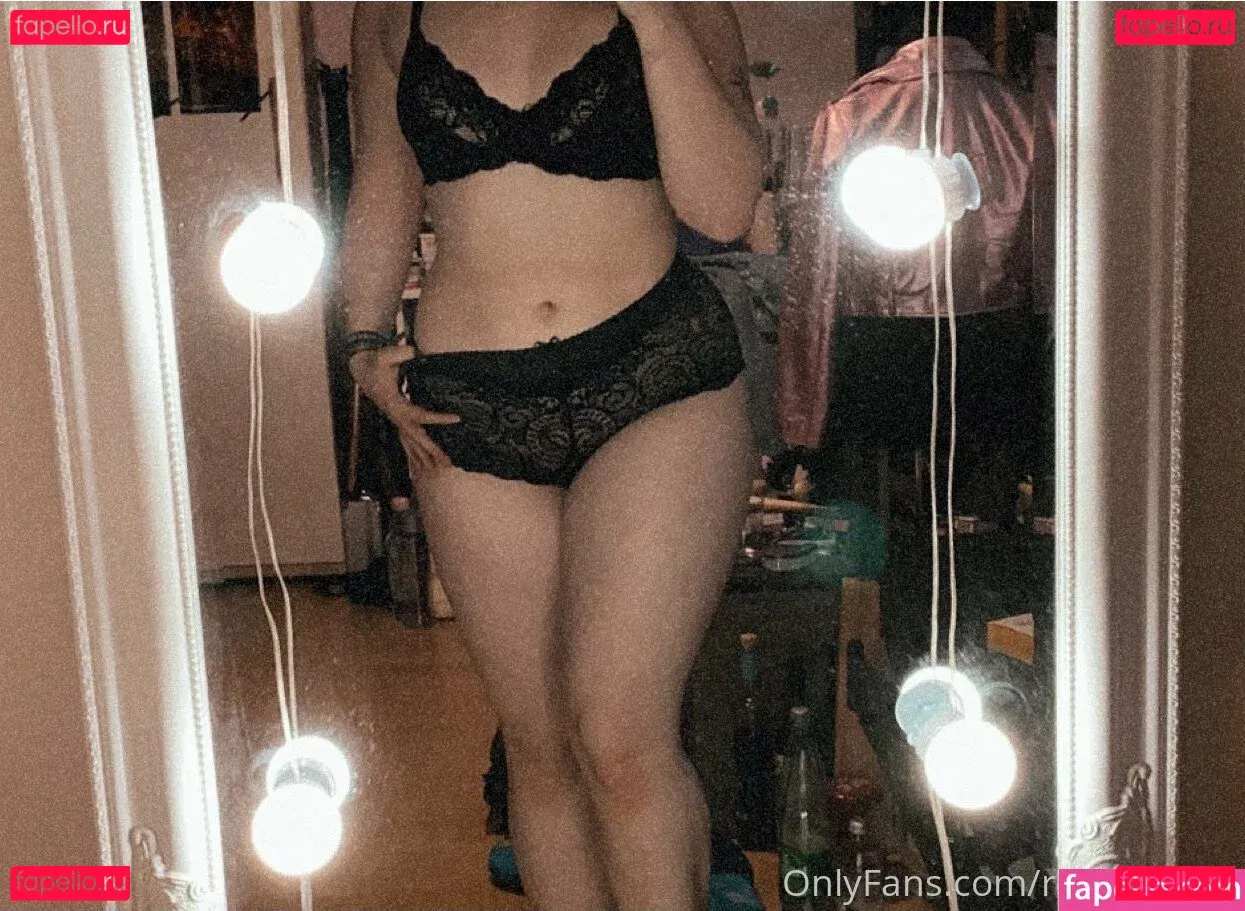 robinginger Onlyfans Photo Gallery 