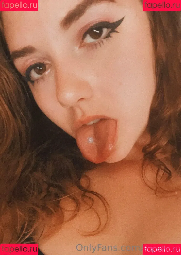 lspeach Onlyfans Photo Gallery 