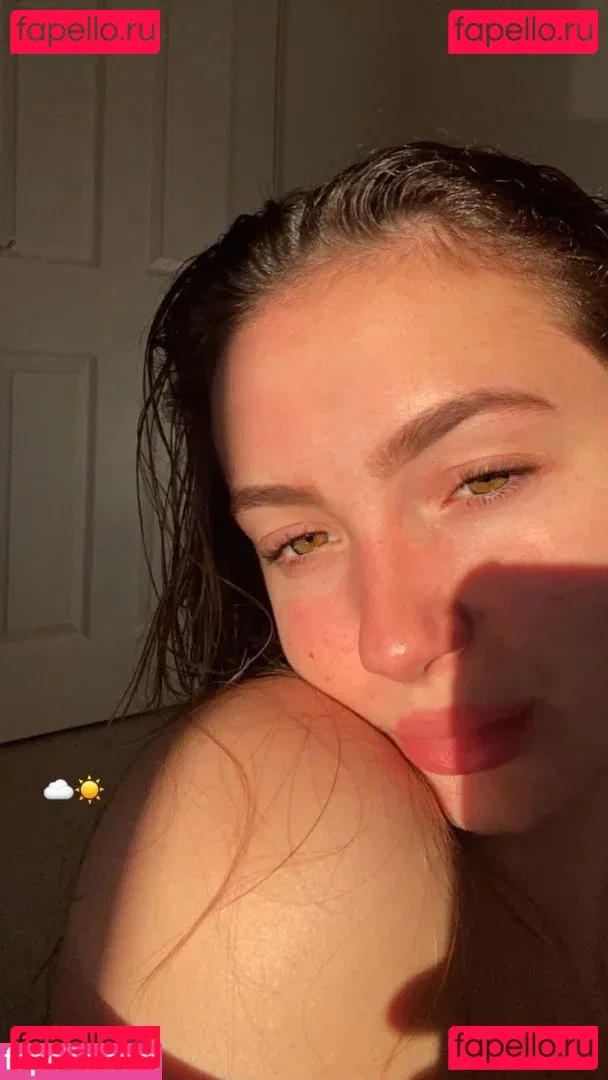 Rosie Bentham Onlyfans Photo Gallery 