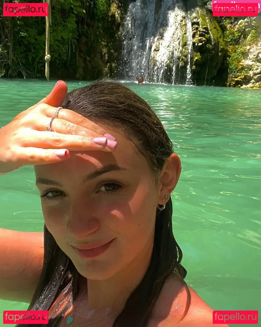 Rosie Bentham Onlyfans Photo Gallery 