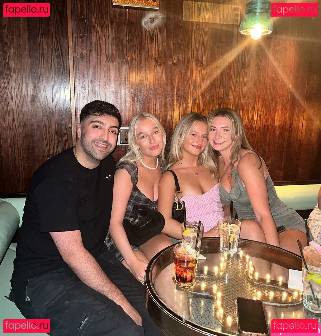 Rosie Bentham Onlyfans Photo Gallery 