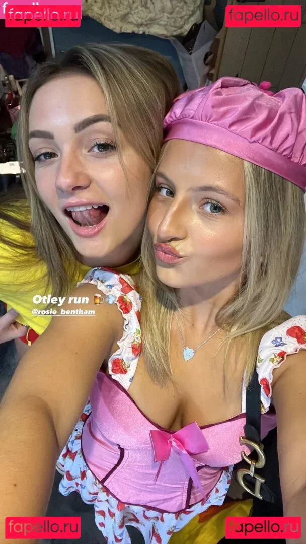 Rosie Bentham Onlyfans Photo Gallery 
