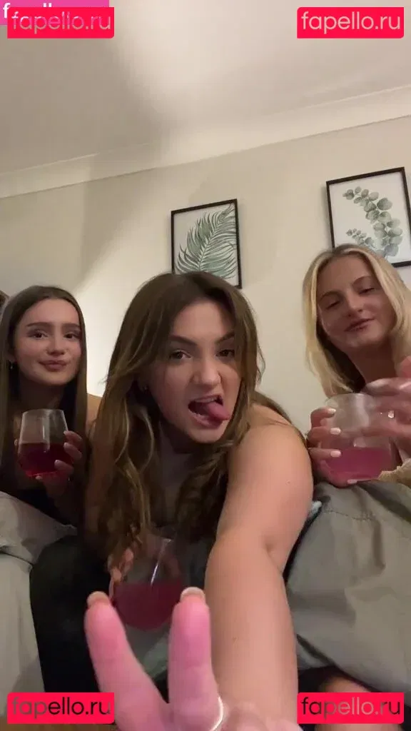 Rosie Bentham Onlyfans Photo Gallery 