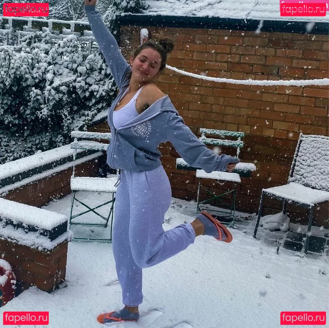 Rosie Bentham Onlyfans Photo Gallery 