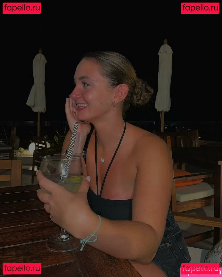 Rosie Bentham Onlyfans Photo Gallery 