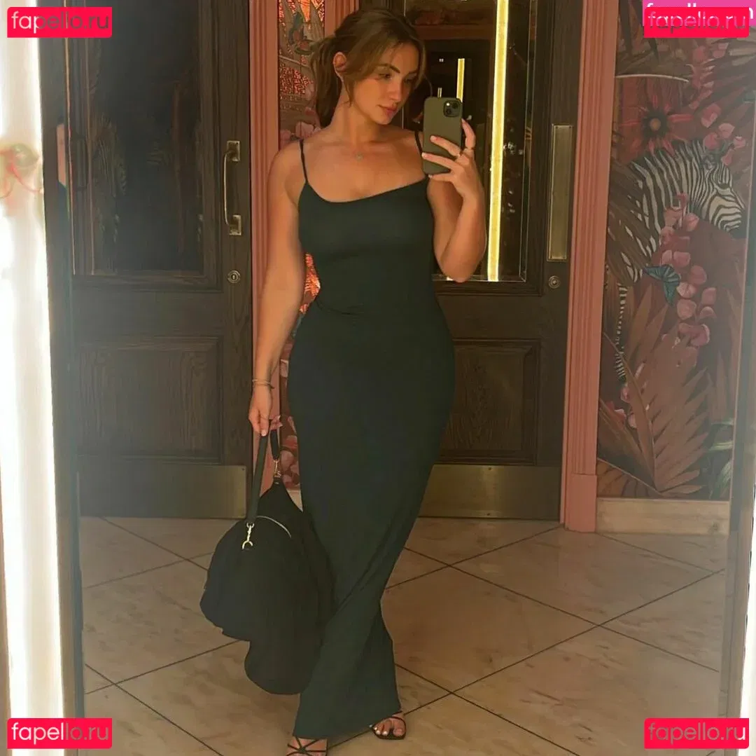 Rosie Bentham Onlyfans Photo Gallery 