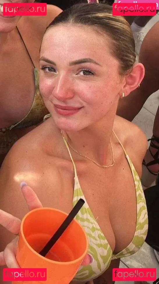 Rosie Bentham Onlyfans Photo Gallery 