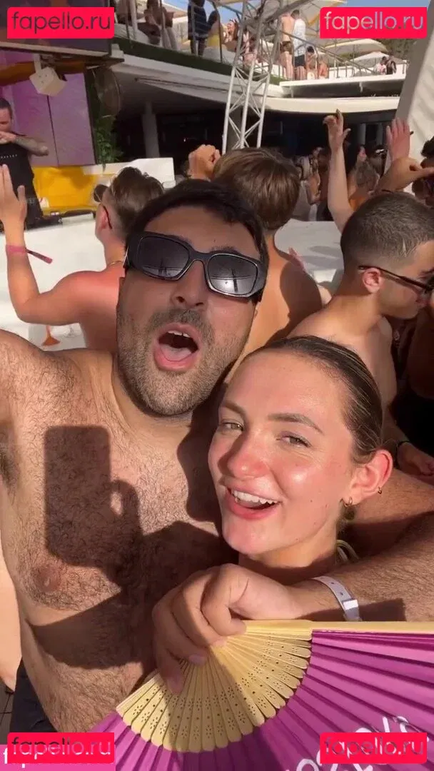 Rosie Bentham Onlyfans Photo Gallery 