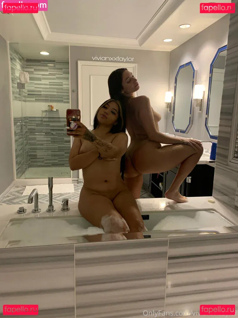 Vivianxxtaylor Onlyfans Photo Gallery 