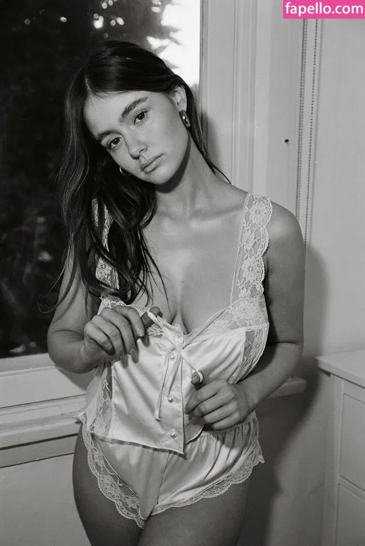 Ella Grace Cervetto Onlyfans Photo Gallery 