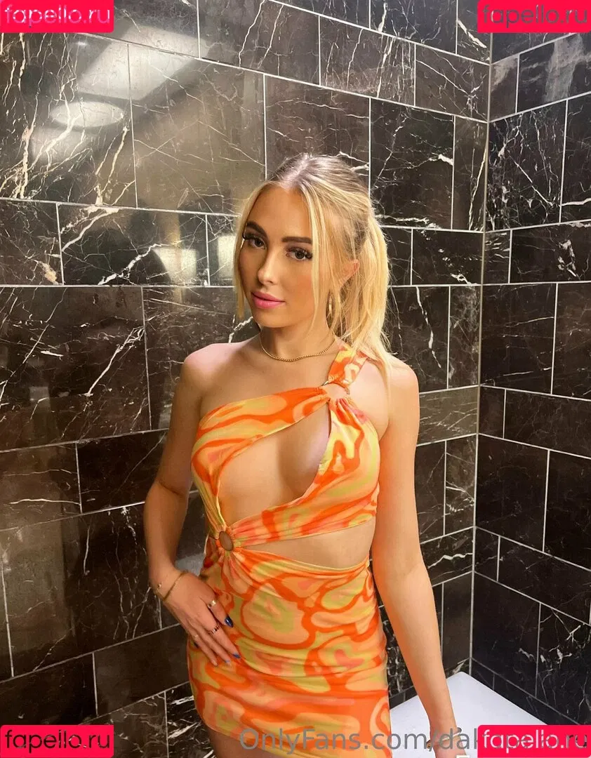 DakotaJane Onlyfans Photo Gallery 