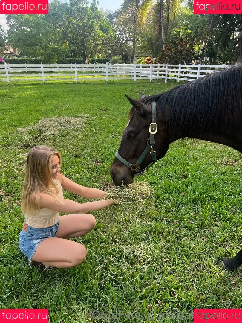 DakotaJane Onlyfans Photo Gallery 