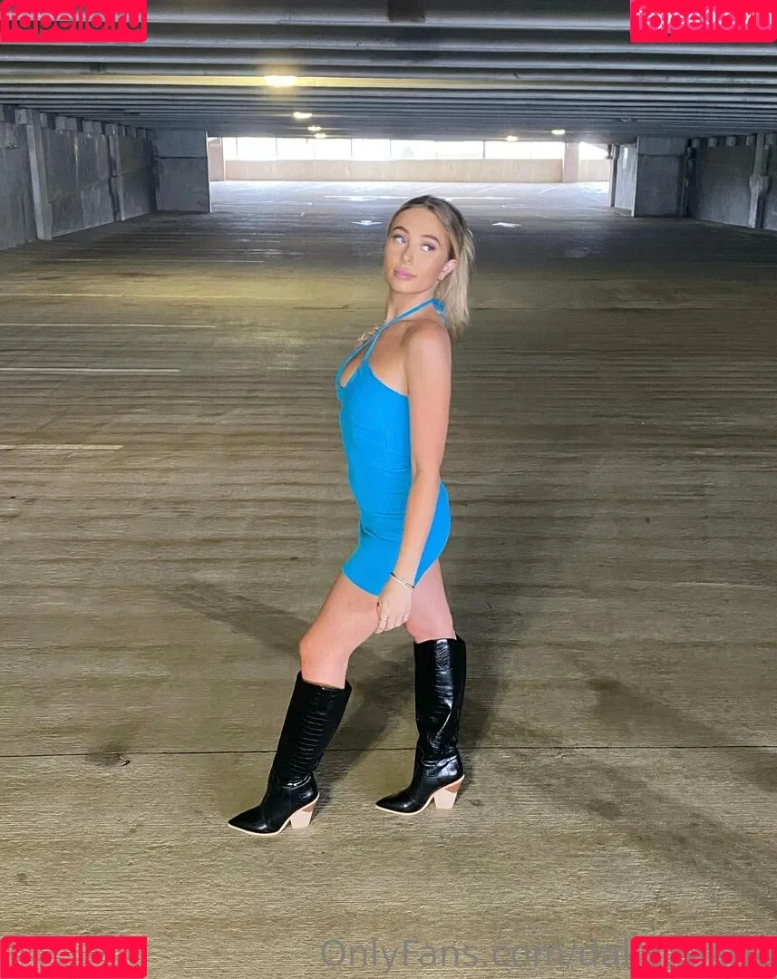 DakotaJane Onlyfans Photo Gallery 