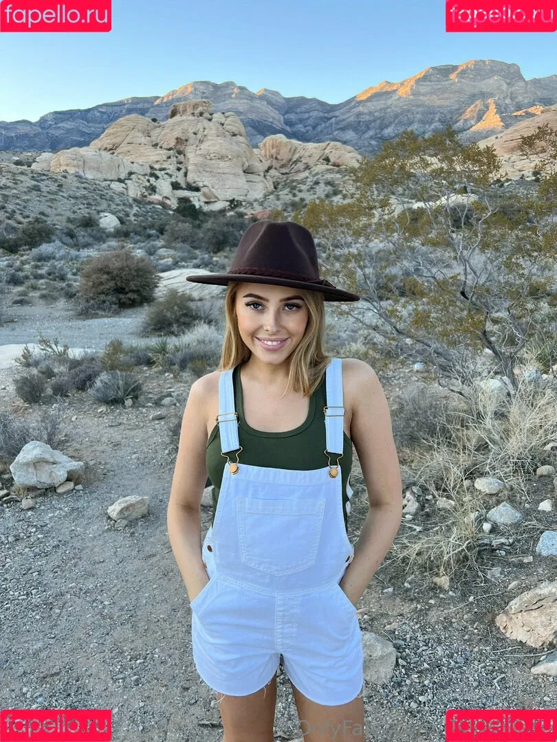 DakotaJane Onlyfans Photo Gallery 