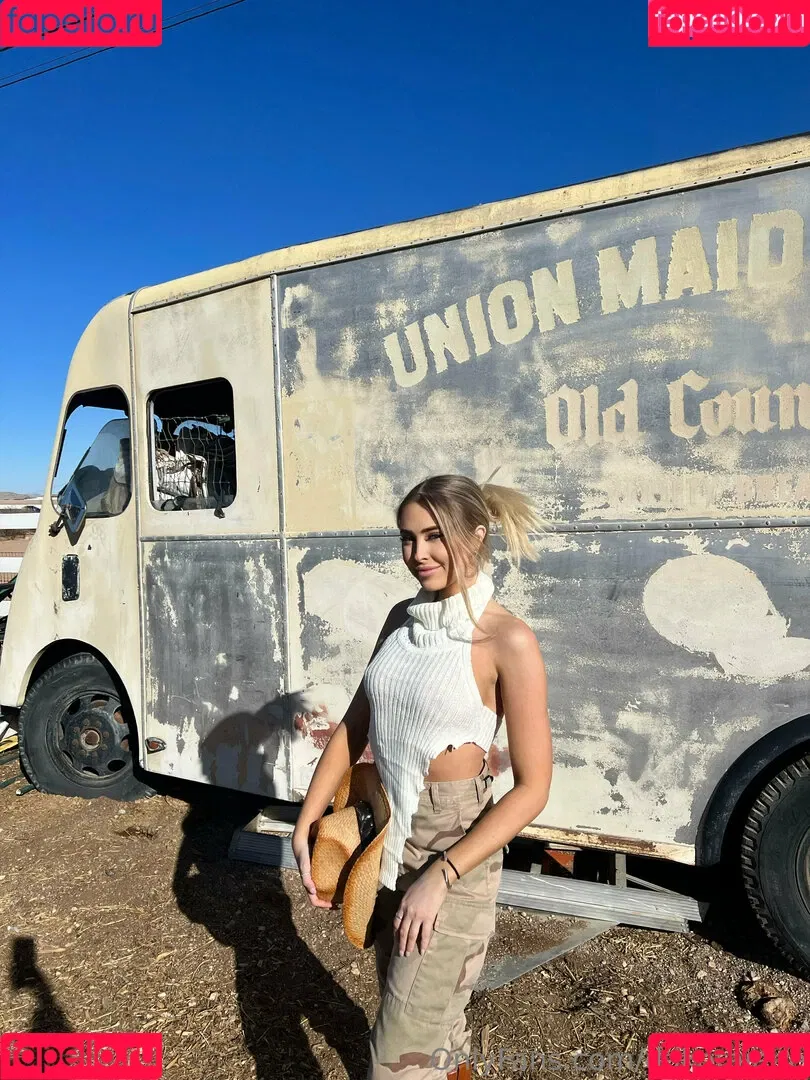 DakotaJane Onlyfans Photo Gallery 