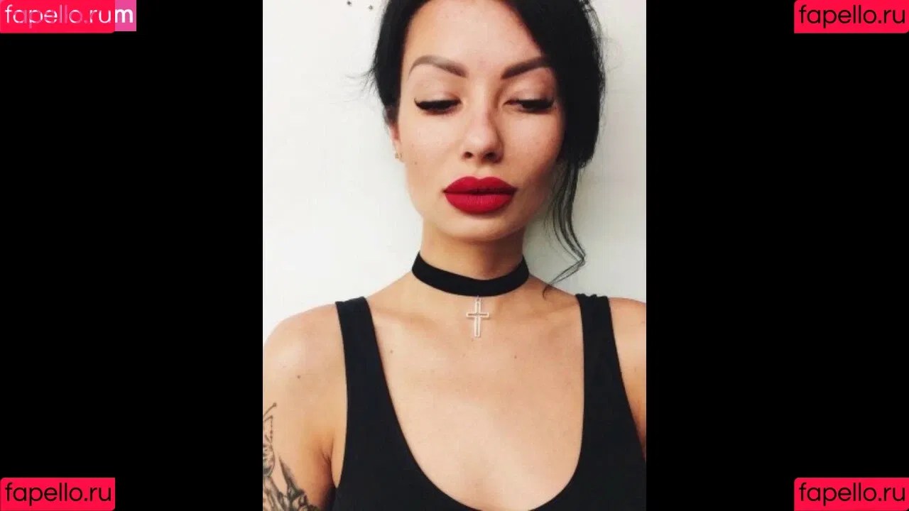 Alesya Vidnova Pena Onlyfans Photo Gallery 