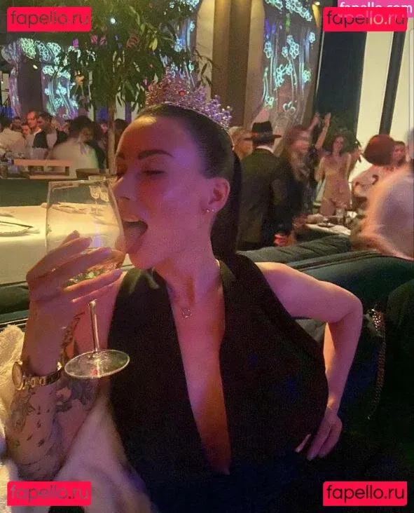 Alesya Vidnova Pena Onlyfans Photo Gallery 