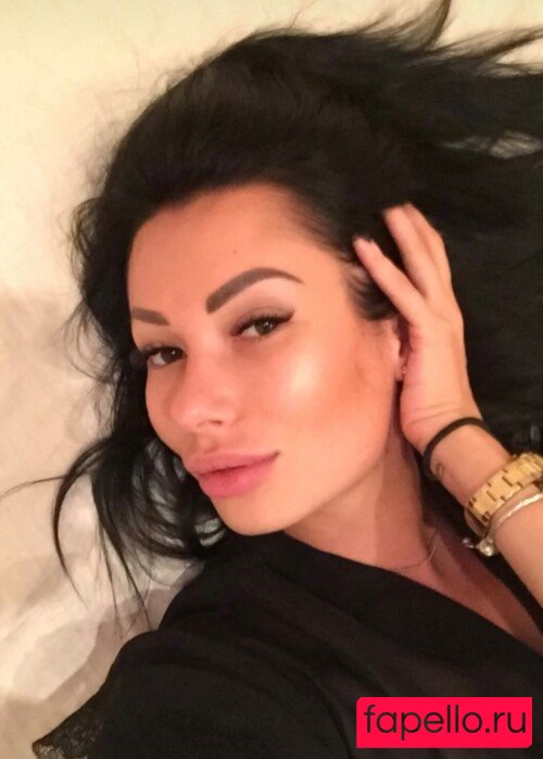 Alesya Vidnova Pena Nude Onlyfans Photo 3